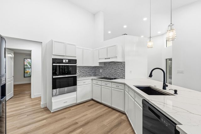 10655 Avenida Santa Ana, Boca Raton, FL 33498