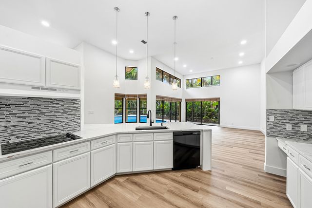 10655 Avenida Santa Ana, Boca Raton, FL 33498