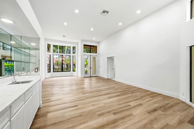 10655 Avenida Santa Ana, Boca Raton, FL 33498