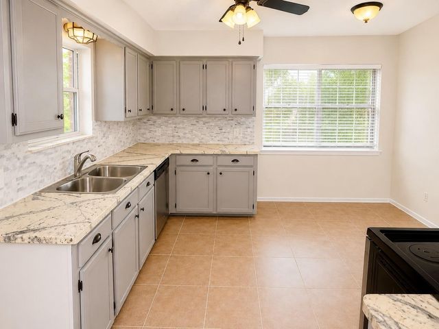 505 E Lambuth Lane, Deer Park, TX 77536