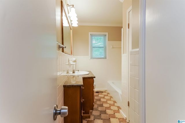 1330 HILLWOOD DRIVE, Alabaster, AL 35007