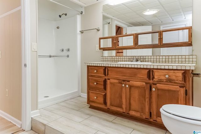 1330 HILLWOOD DRIVE, Alabaster, AL 35007
