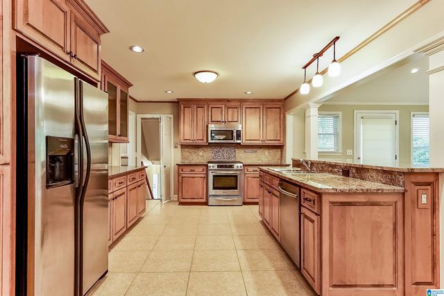 1330 HILLWOOD DRIVE, Alabaster, AL 35007