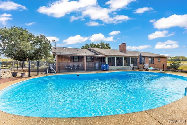 4245 Grier Road, Wetumpka, AL 36092