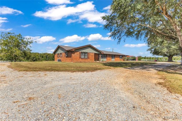 4245 Grier Road, Wetumpka, AL 36092