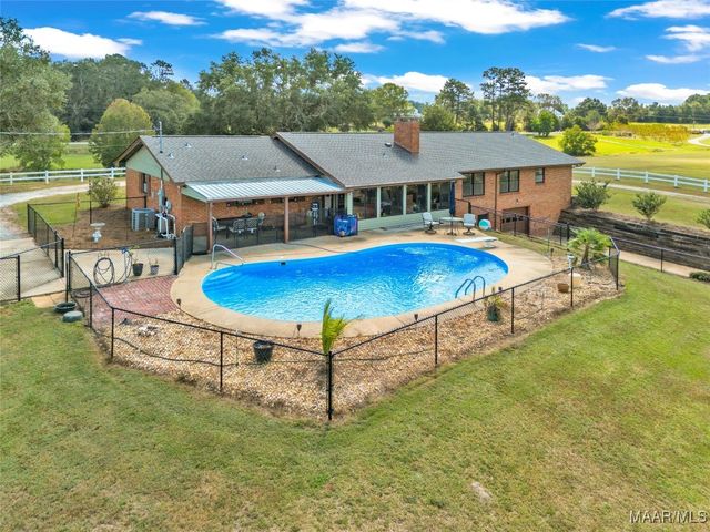 4245 Grier Road, Wetumpka, AL 36092