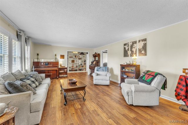 4245 Grier Road, Wetumpka, AL 36092