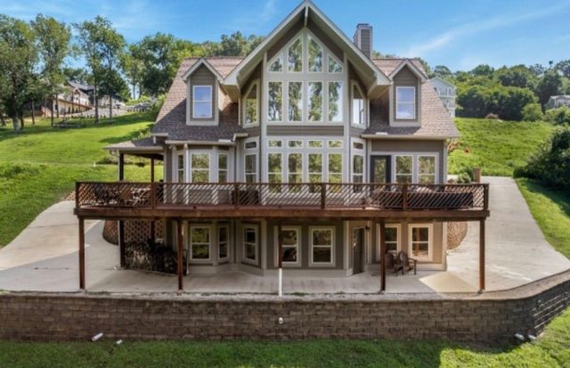 145 High Bridge Rd, Smithville, TN 37166