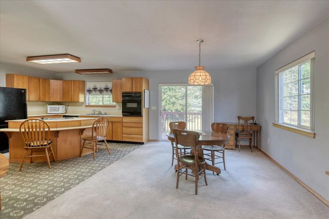 320 S Ramsey St, Tekoa, WA 99033