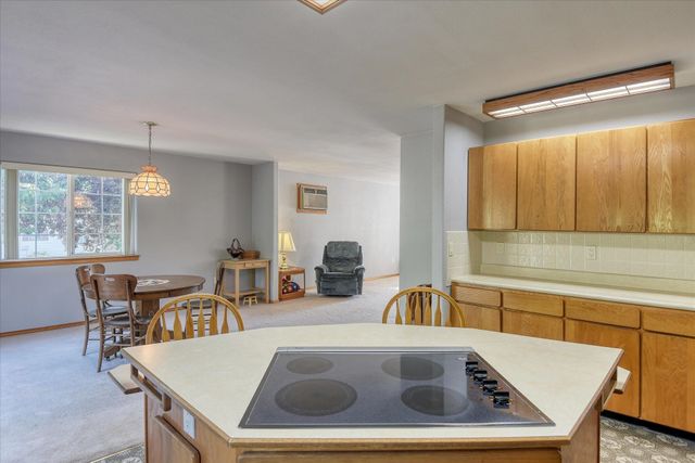 320 S Ramsey St, Tekoa, WA 99033