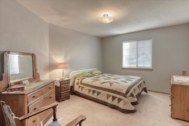 320 S Ramsey St, Tekoa, WA 99033