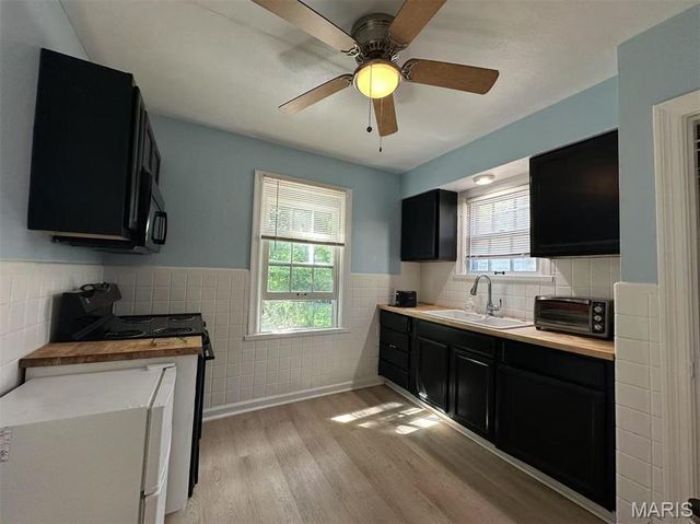 3525 Belaire Place, Beverly Hills, MO 63121