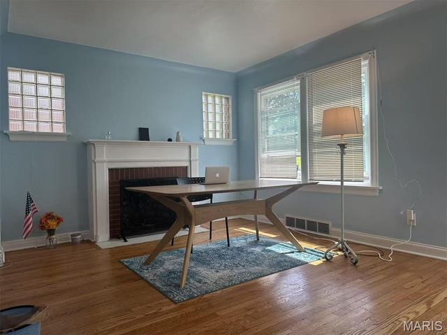 3525 Belaire Place, Beverly Hills, MO 63121