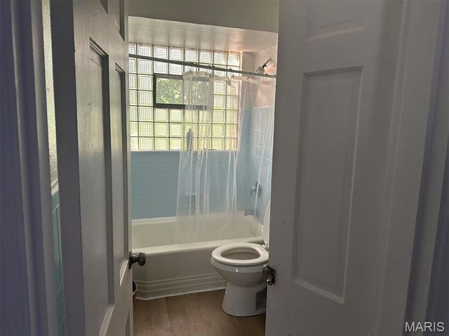 3525 Belaire Place, Beverly Hills, MO 63121