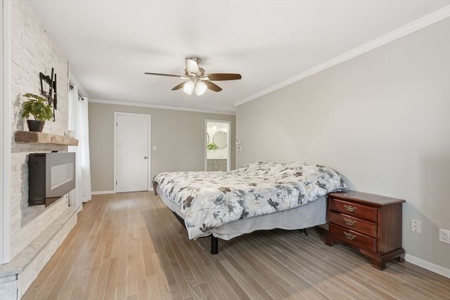 6 Madison Ave, Southampton, MA 01073