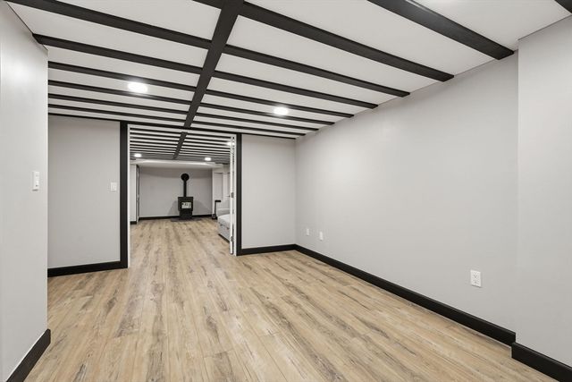 6 Madison Ave, Southampton, MA 01073