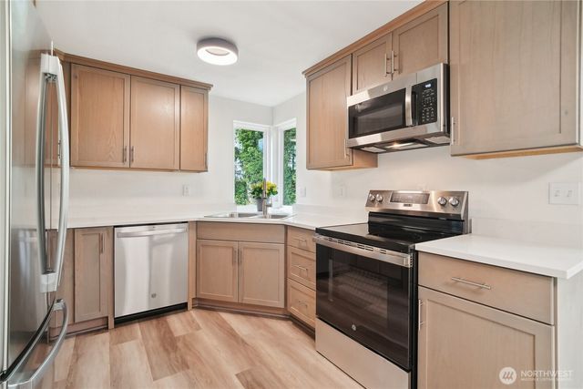 22744 SE 273rd Street, Maple Valley, WA 98038