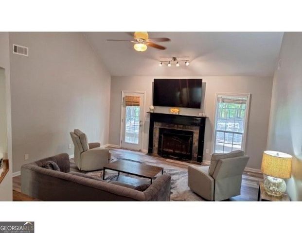 162 White Antelope Street, Waleska, GA 30183