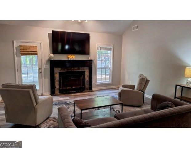 162 White Antelope Street, Waleska, GA 30183