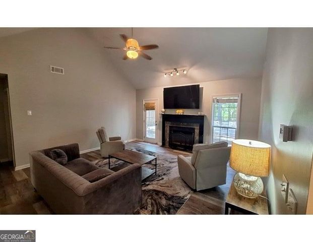 162 White Antelope Street, Waleska, GA 30183