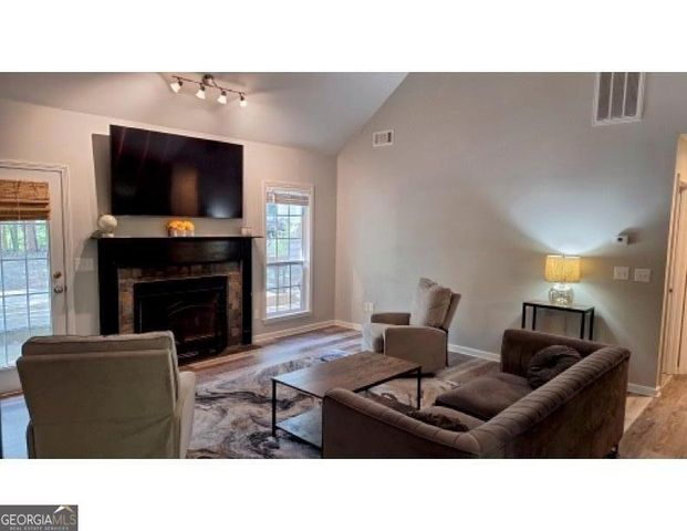 162 White Antelope Street, Waleska, GA 30183