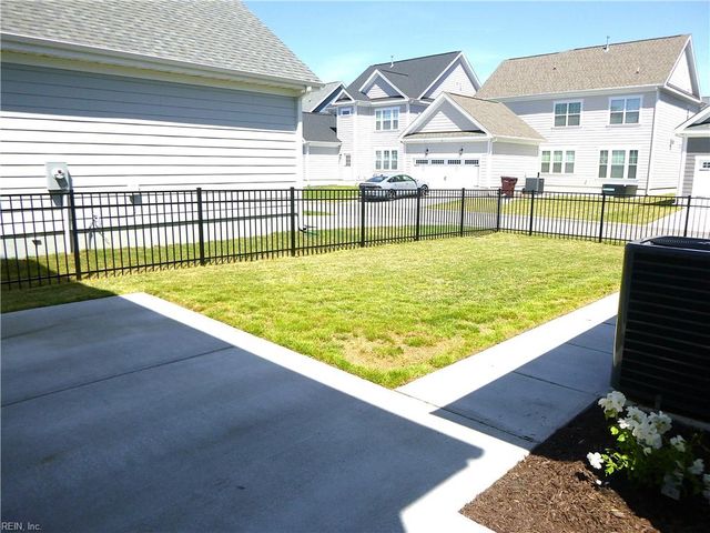 2231 Jolliff Landing PW, Chesapeake, VA 23321