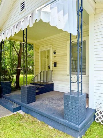 607 Dexter Avenue, Mobile, AL 36604