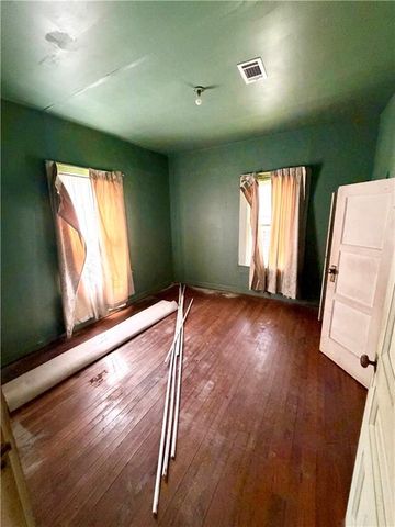 607 Dexter Avenue, Mobile, AL 36604