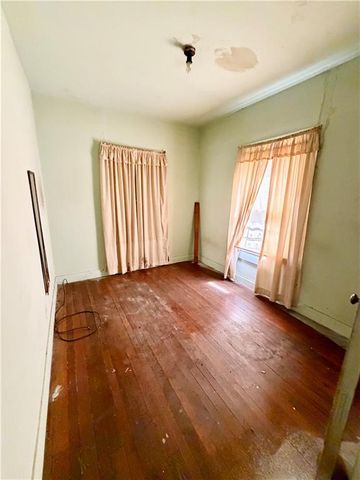 607 Dexter Avenue, Mobile, AL 36604