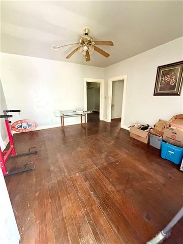 607 Dexter Avenue, Mobile, AL 36604