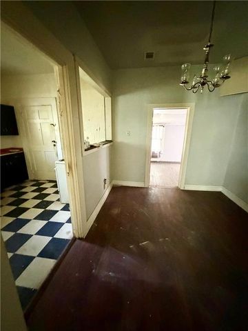 607 Dexter Avenue, Mobile, AL 36604
