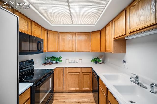 2440 Hamlet Lane B, Colorado Springs, CO 80918