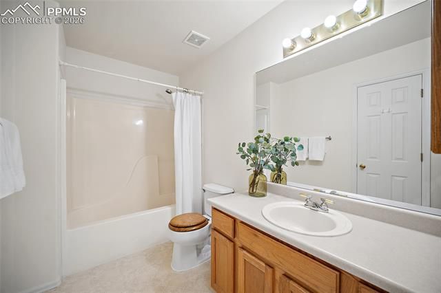 2440 Hamlet Lane B, Colorado Springs, CO 80918