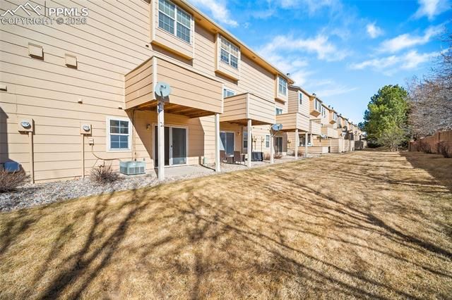 2440 Hamlet Lane B, Colorado Springs, CO 80918