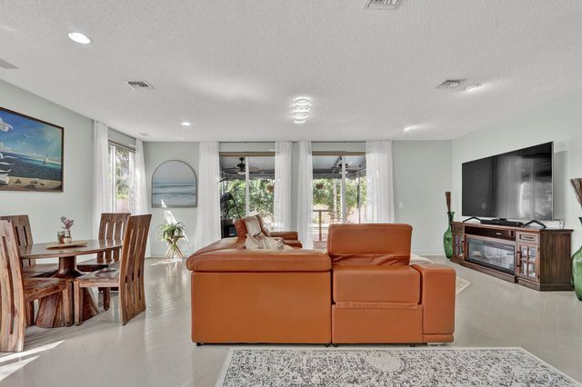 2063 Cezanne Road, West Palm Beach, FL 33409