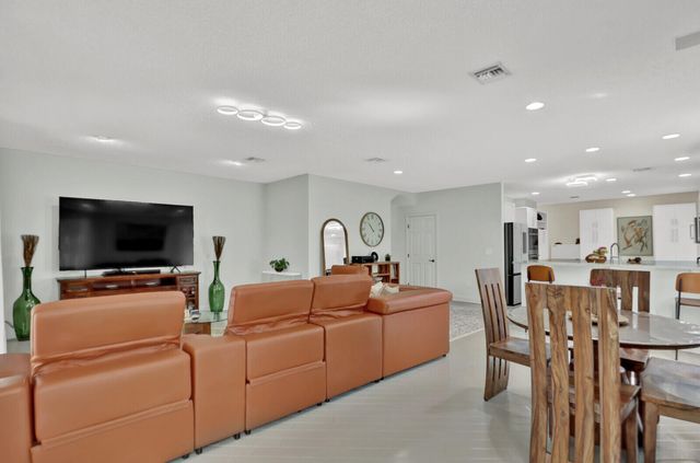 2063 Cezanne Road, West Palm Beach, FL 33409