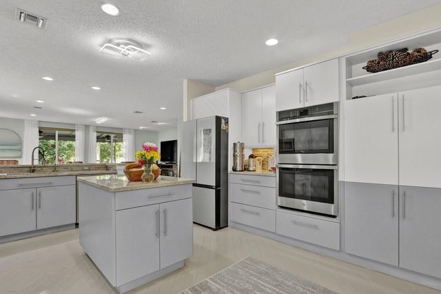 2063 Cezanne Road, West Palm Beach, FL 33409