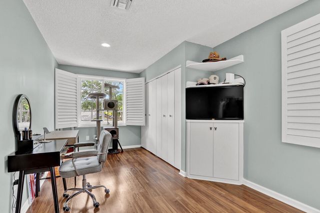 2063 Cezanne Road, West Palm Beach, FL 33409