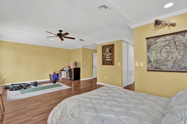 2063 Cezanne Road, West Palm Beach, FL 33409