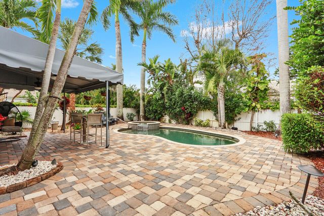 2063 Cezanne Road, West Palm Beach, FL 33409