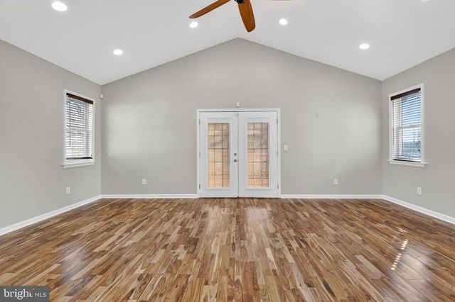 4815 JAY ST NE, Washington, DC 20019