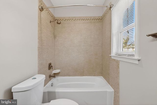 4815 JAY ST NE, Washington, DC 20019