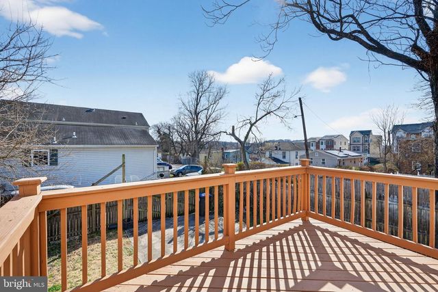 4815 JAY ST NE, Washington, DC 20019