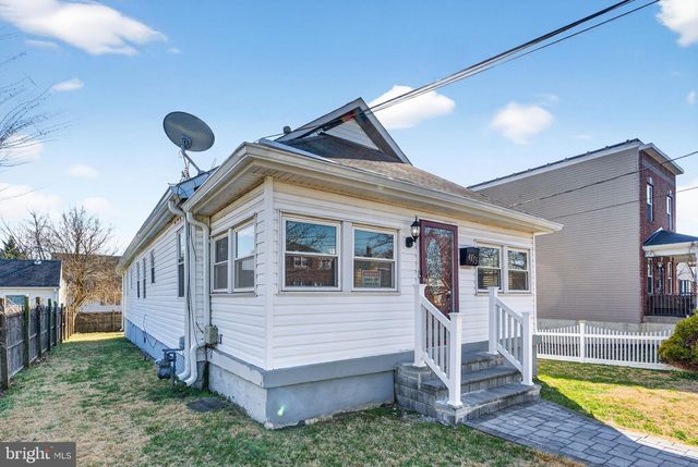 4815 JAY ST NE, Washington, DC 20019