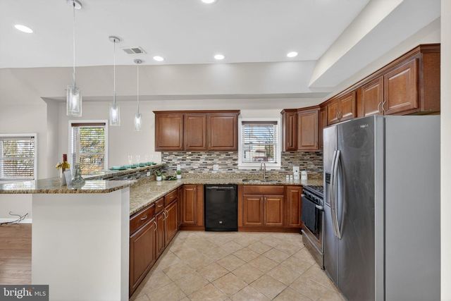 4815 JAY ST NE, Washington, DC 20019