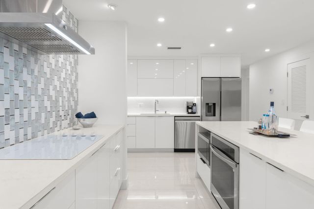 6395 Bay Club Drive 2, Fort Lauderdale, FL 33308