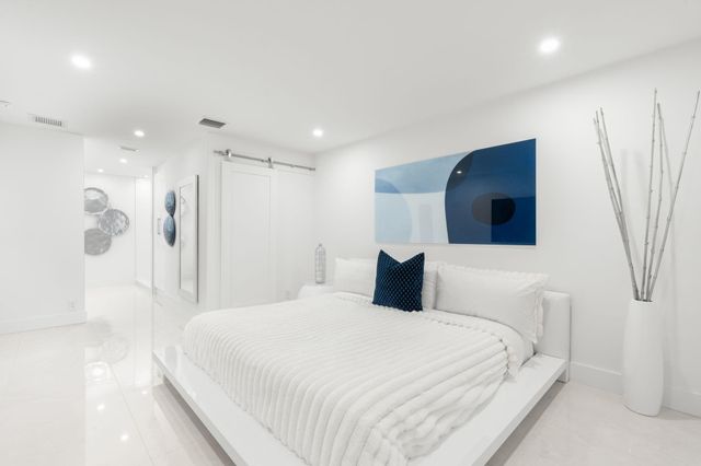 6395 Bay Club Drive 2, Fort Lauderdale, FL 33308