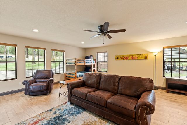 122 Lake Terrace Drive, Mabank, TX 75156