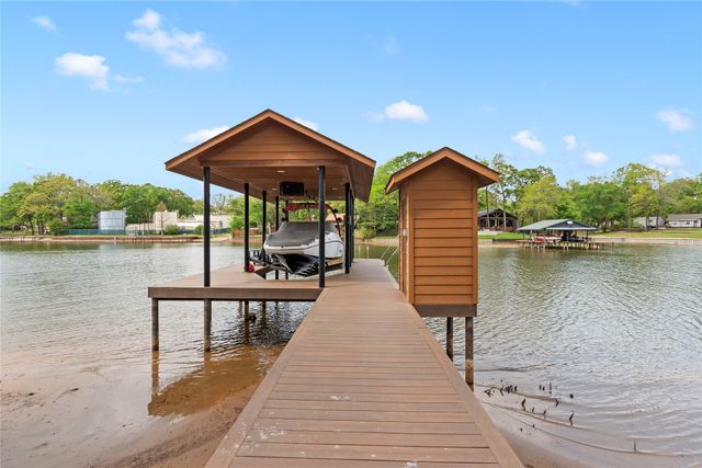122 Lake Terrace Drive, Mabank, TX 75156