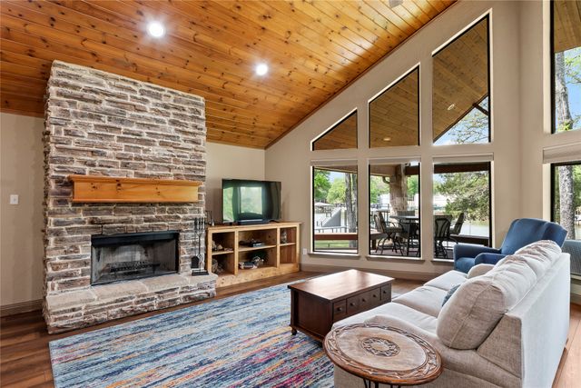 122 Lake Terrace Drive, Mabank, TX 75156
